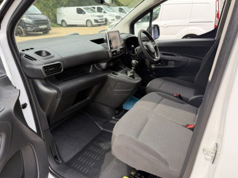 Vauxhall Combo Turbo D 2300 Pro - U836