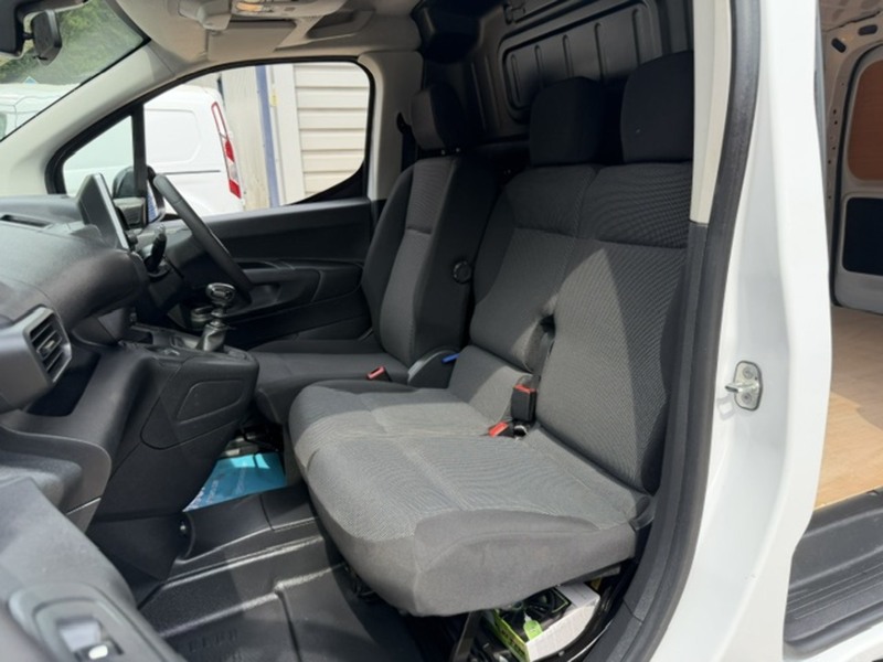 Vauxhall Combo Turbo D 2300 Pro - U836
