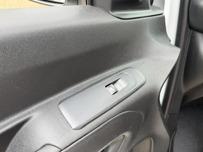 Vauxhall Combo Turbo D 2300 Pro - U836