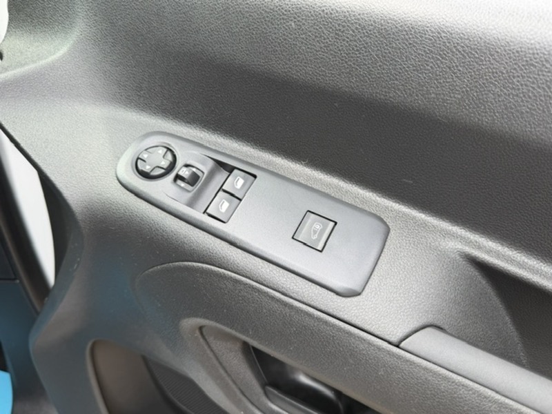 Vauxhall Combo Turbo D 2300 Pro - U836