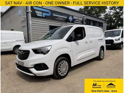 Vauxhall Combo 1.5 Turbo D 2300 Edition Panel Van 4dr Diesel Auto L2 H1 Euro 6 (s/s) (130 ps)