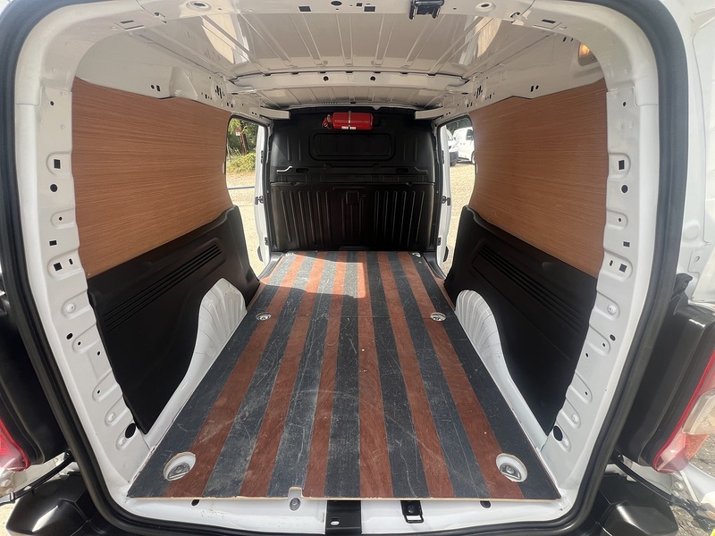 Vauxhall Combo Turbo D 2300 Edition - U837