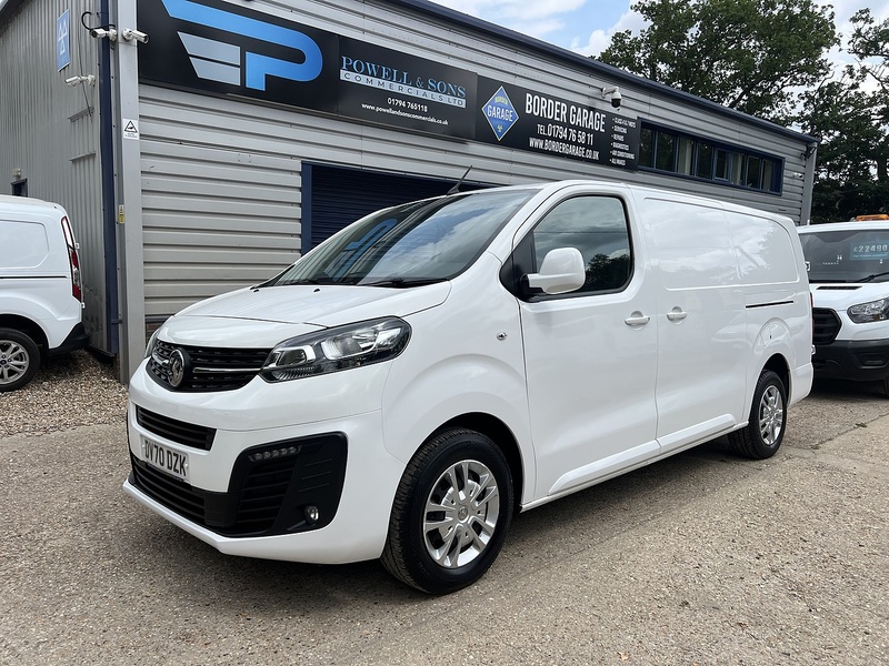Vauxhall Vivaro Turbo D 2900 Sportive - U838