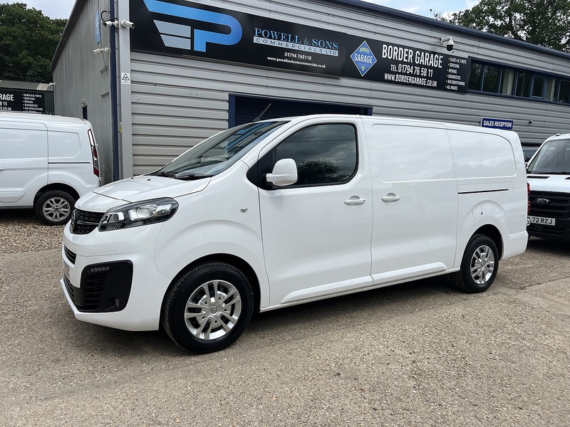 Vauxhall Vivaro Turbo D 2900 Sportive - U838