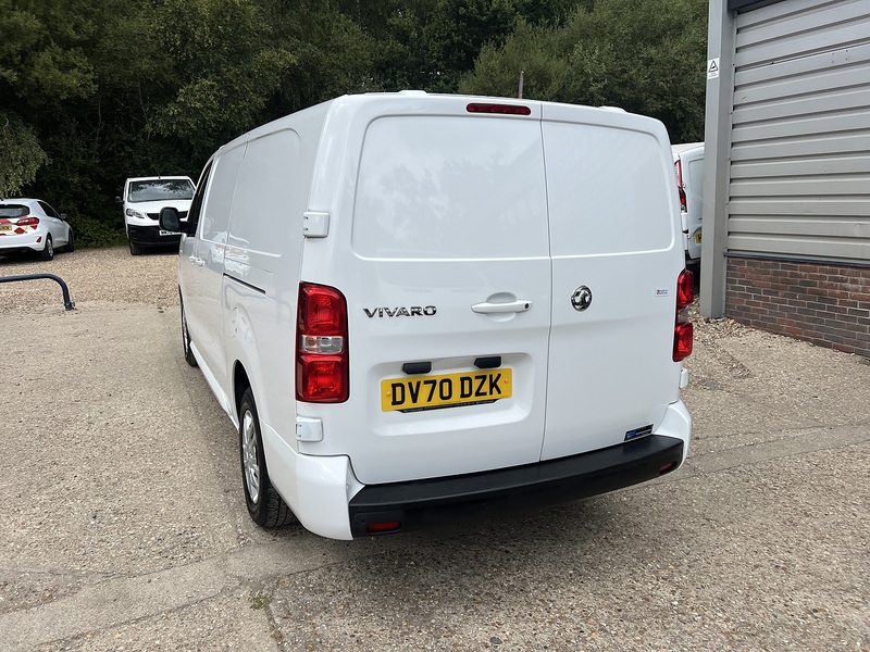 Vauxhall Vivaro Turbo D 2900 Sportive - U838
