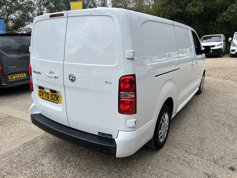 Vauxhall Vivaro Turbo D 2900 Sportive - U838