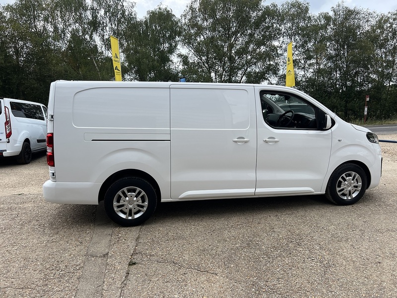 Vauxhall Vivaro Turbo D 2900 Sportive - U838
