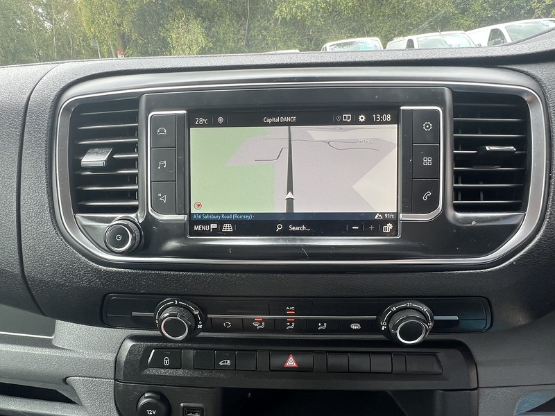 Vauxhall Vivaro Turbo D 2900 Sportive - U838