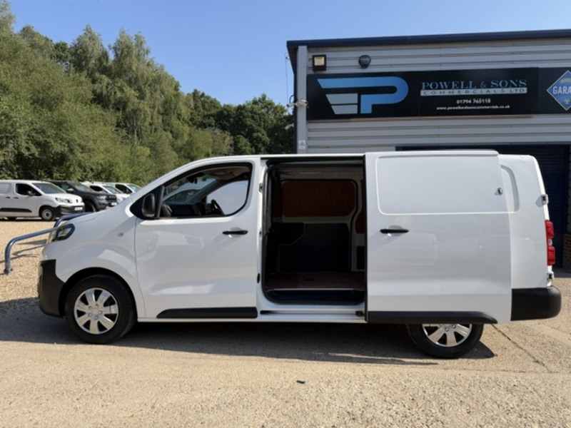 Vauxhall Vivaro Turbo D 2900 Dynamic - U839