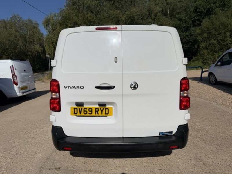 Vauxhall Vivaro Turbo D 2900 Dynamic - U839