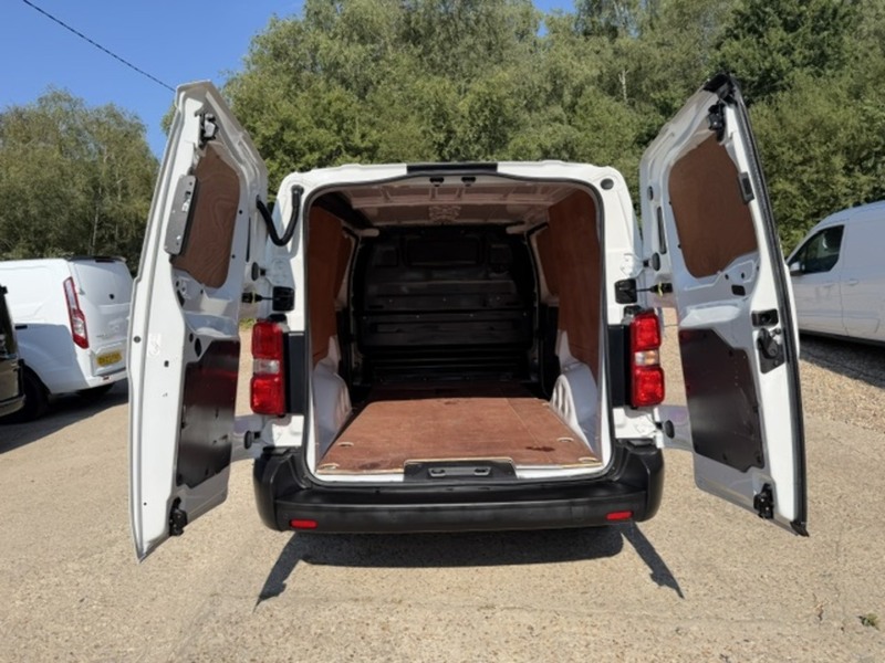 Vauxhall Vivaro Turbo D 2900 Dynamic - U839