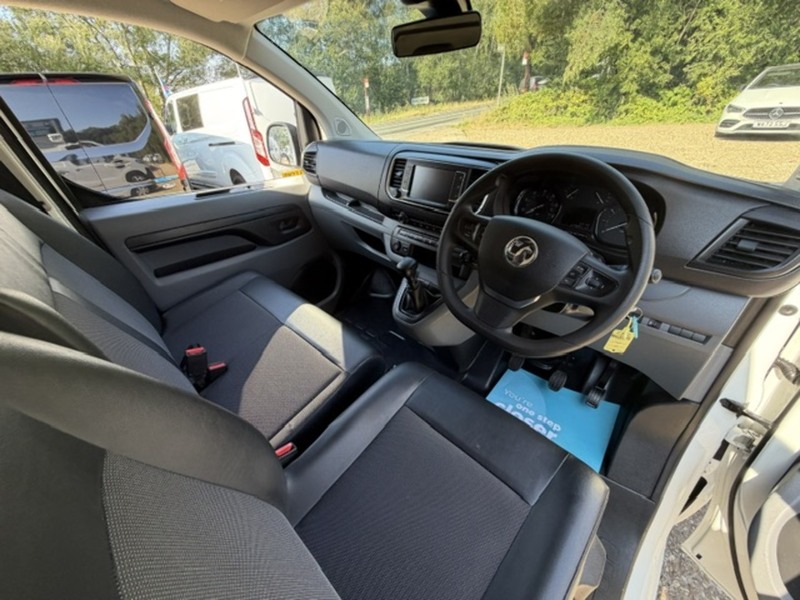 Vauxhall Vivaro Turbo D 2900 Dynamic - U839