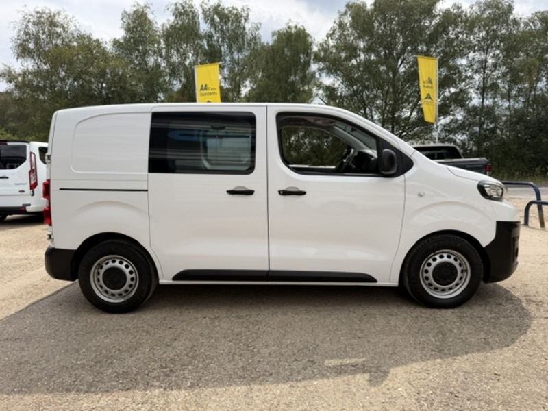 Peugeot Expert BlueHDi 1000 Professional - U842