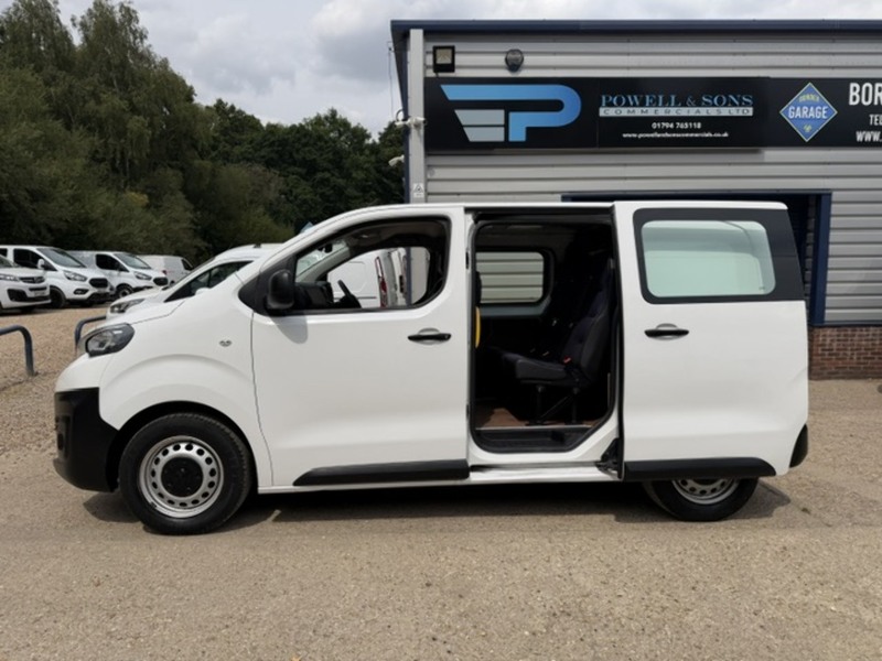 Peugeot Expert BlueHDi 1000 Professional - U842