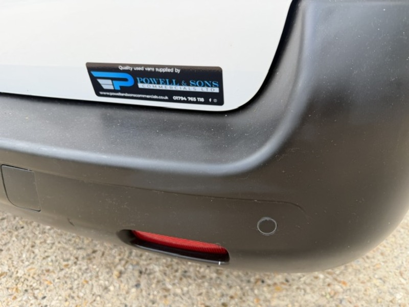 Peugeot Expert BlueHDi 1000 Professional - U842