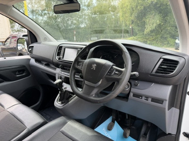 Peugeot Expert BlueHDi 1000 Professional - U842