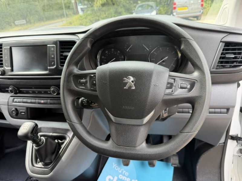 Peugeot Expert BlueHDi 1000 Professional - U842