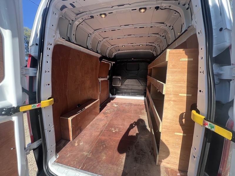 Ford Transit Custom 300 EcoBlue Leader - U846