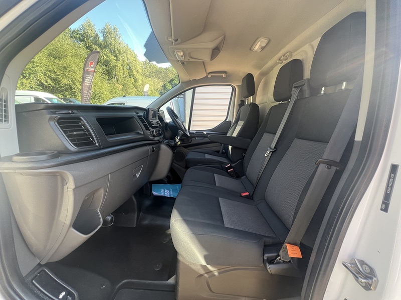 Ford Transit Custom 300 EcoBlue Leader - U846