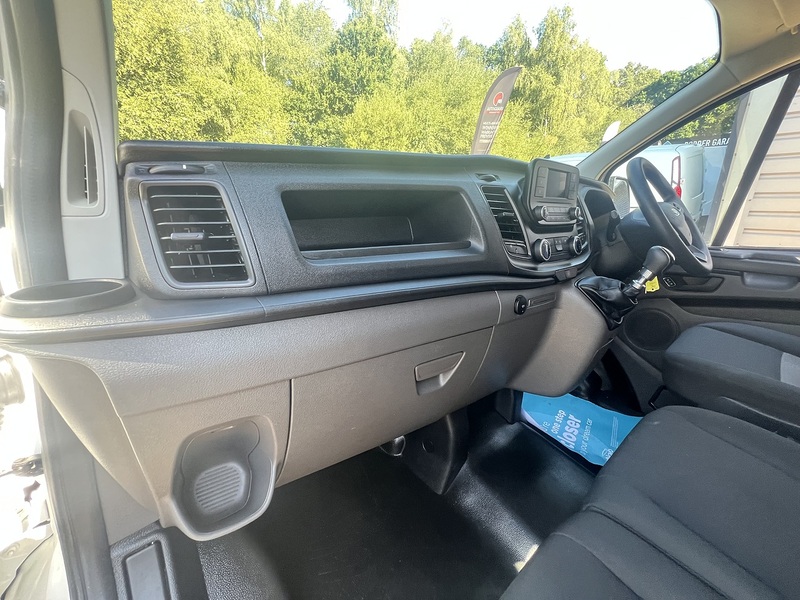 Ford Transit Custom 300 EcoBlue Leader - U846