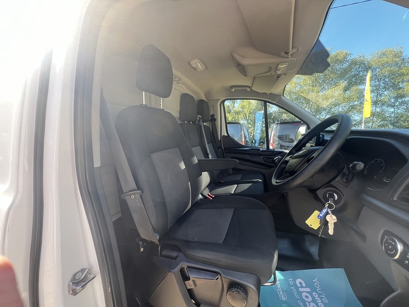 Ford Transit Custom 300 EcoBlue Leader - U846