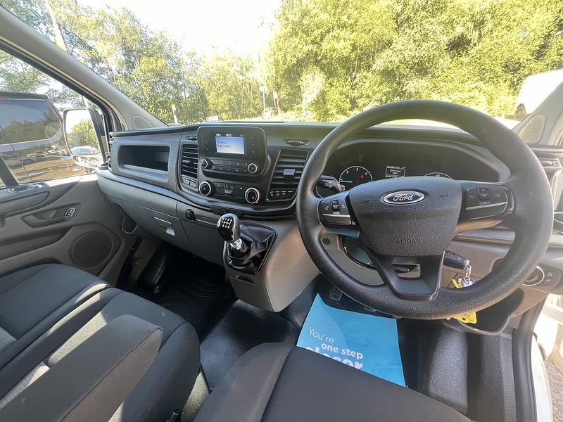 Ford Transit Custom 300 EcoBlue Leader - U846