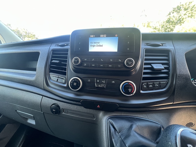 Ford Transit Custom 300 EcoBlue Leader - U846