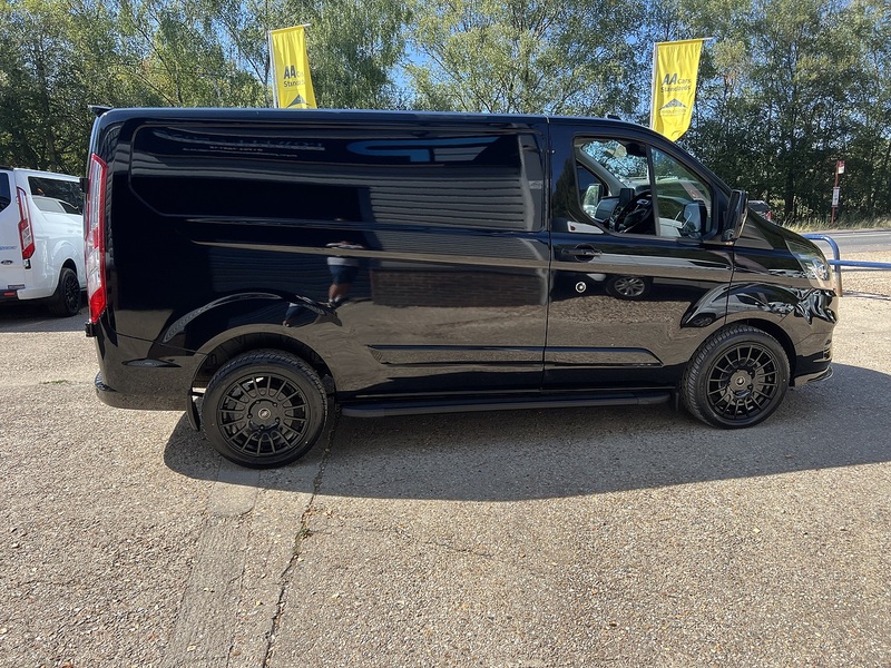 Ford Transit Custom 280 Limited Sport Pack - U848