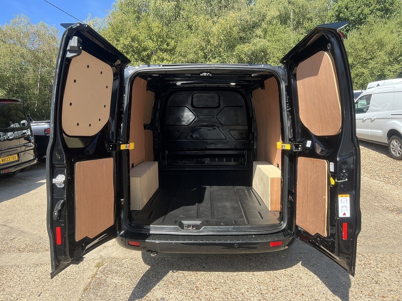 Ford Transit Custom 280 Limited Sport Pack - U848