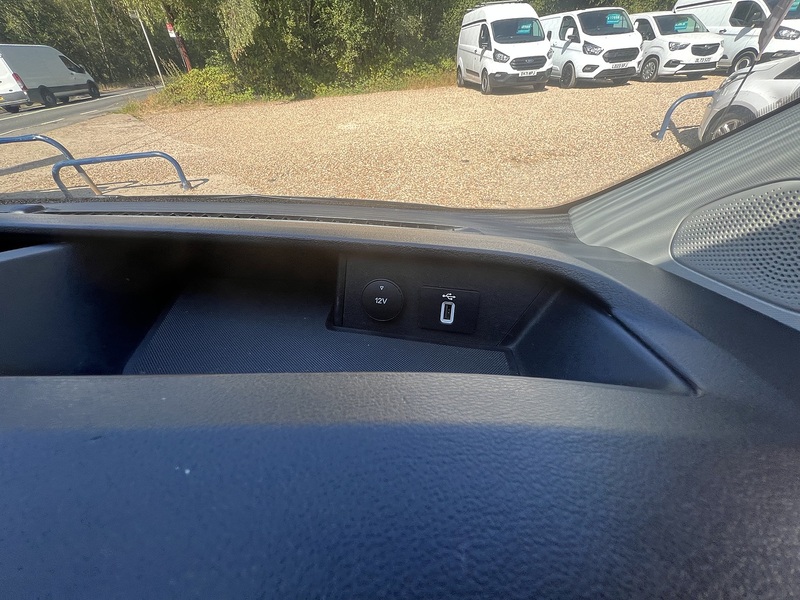 Ford Transit Custom 280 Limited Sport Pack - U848
