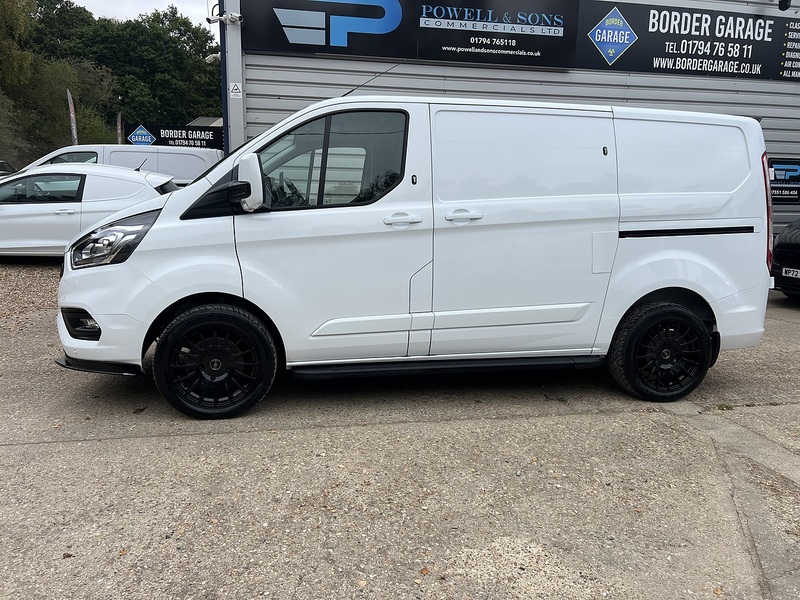 Ford Transit Custom 300 Limited Sport Pack - U851