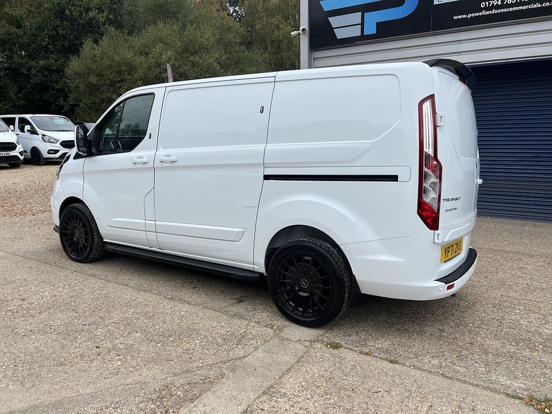 Ford Transit Custom 300 Limited Sport Pack - U851