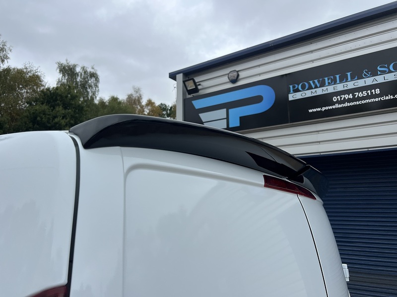 Ford Transit Custom 300 Limited Sport Pack - U851