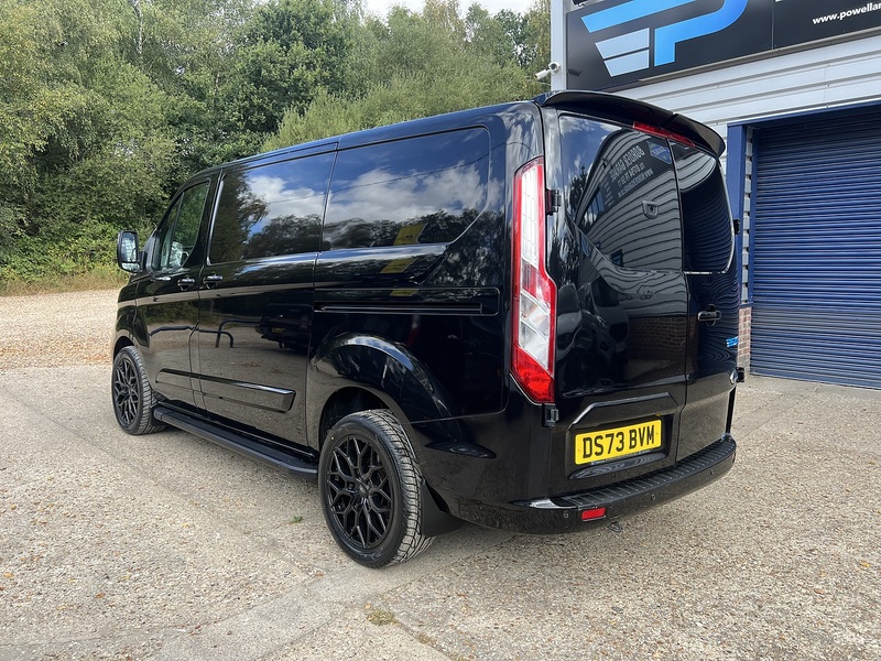 Ford Transit Custom 300 Limited Sport Pack - U852
