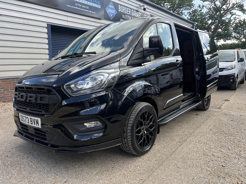 Ford Transit Custom 300 Limited Sport Pack - U852