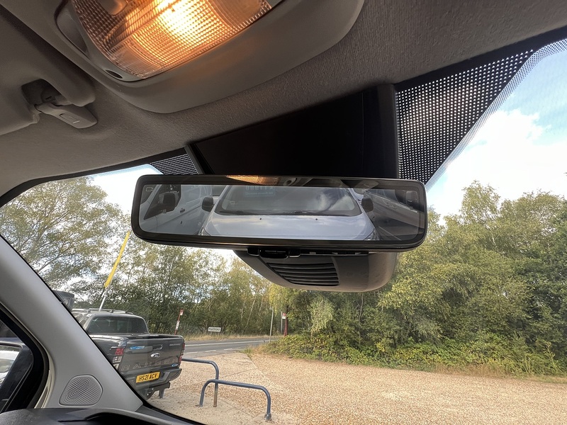Ford Transit Custom 300 Limited Sport Pack - U852