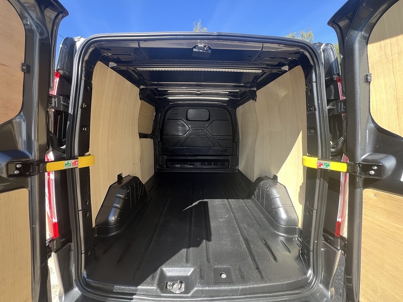 Ford Transit Custom 280 Limited Sport Pack - U853