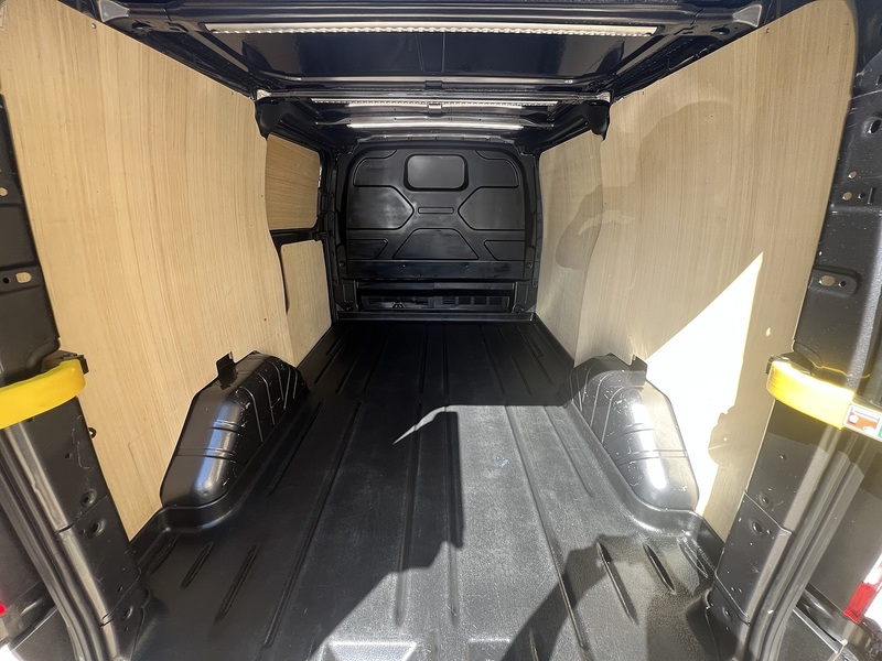 Ford Transit Custom 280 Limited Sport Pack - U853