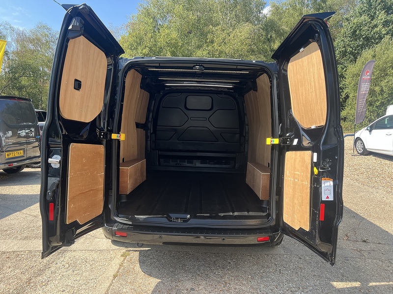 Ford Transit Custom 280 Limited Sport Pack - U855
