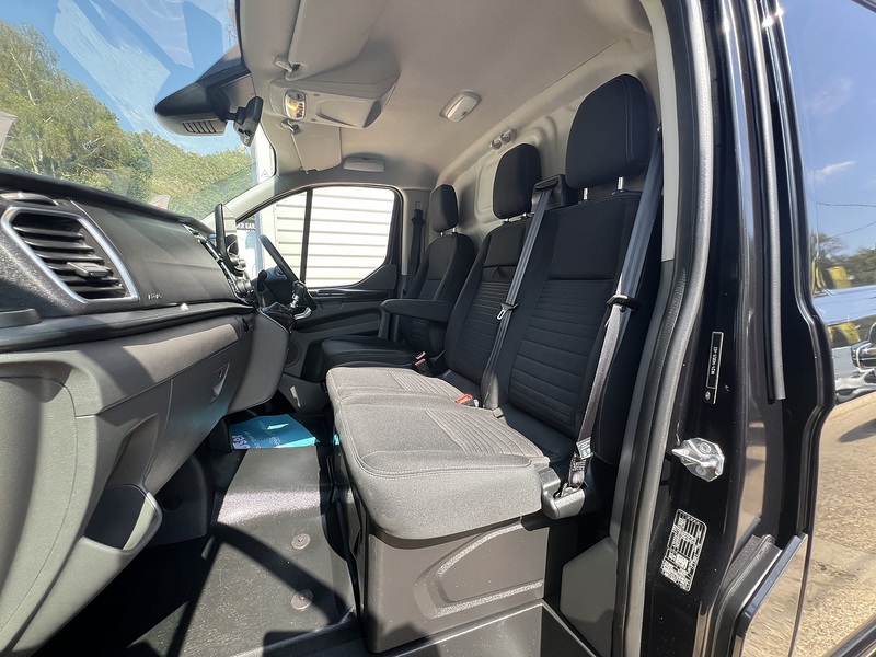 Ford Transit Custom 280 Limited Sport Pack - U855