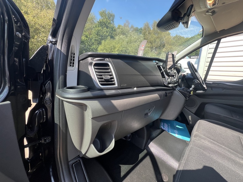 Ford Transit Custom 280 Limited Sport Pack - U855