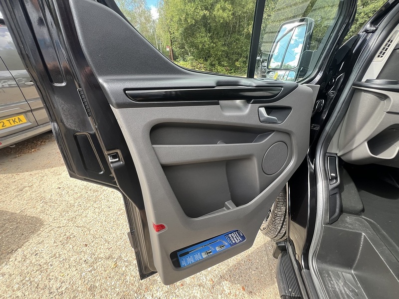 Ford Transit Custom 280 Limited Sport Pack - U857