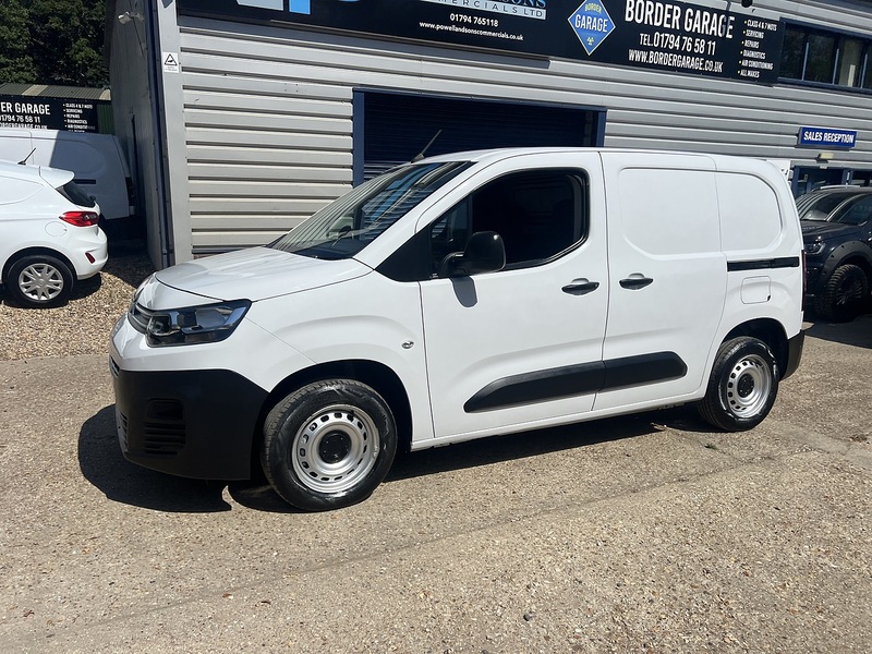 Citroen Berlingo BlueHDi 650 Enterprise Edition M - U859