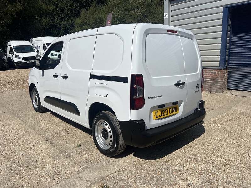 Citroen Berlingo BlueHDi 650 Enterprise Edition M - U859