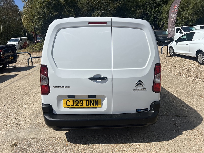 Citroen Berlingo BlueHDi 650 Enterprise Edition M - U859