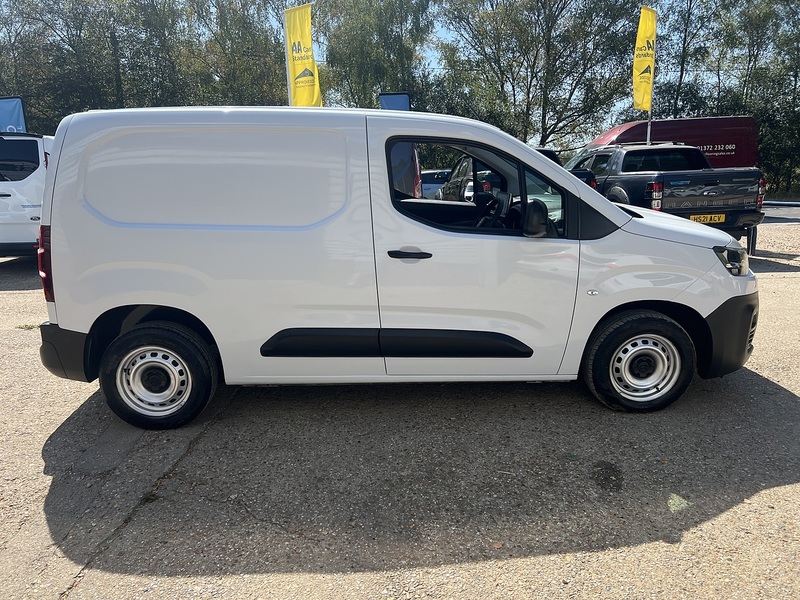 Citroen Berlingo BlueHDi 650 Enterprise Edition M - U859