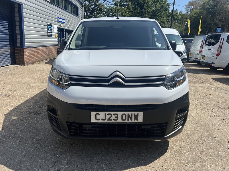 Citroen Berlingo BlueHDi 650 Enterprise Edition M - U859