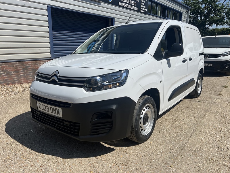 Citroen Berlingo BlueHDi 650 Enterprise Edition M - U859