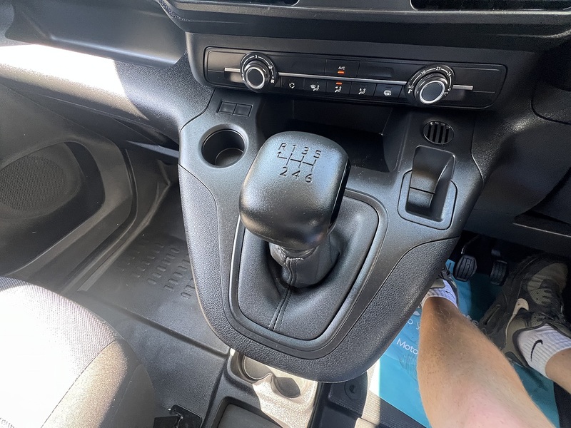 Citroen Berlingo BlueHDi 650 Enterprise Edition M - U859