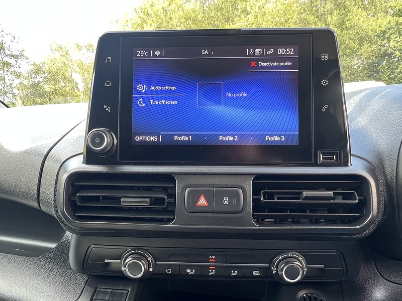 Toyota PROACE CITY BlueHDi Icon - U861